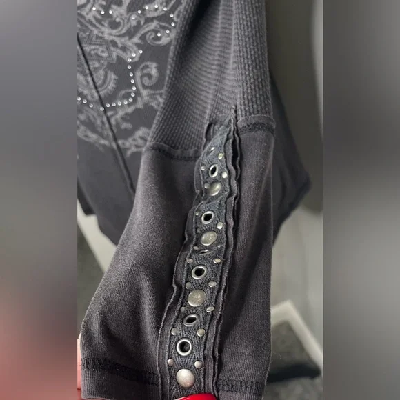 Authentic Harley Davidson Long Sleeve Thermal Grommets - Picture 3 of 4